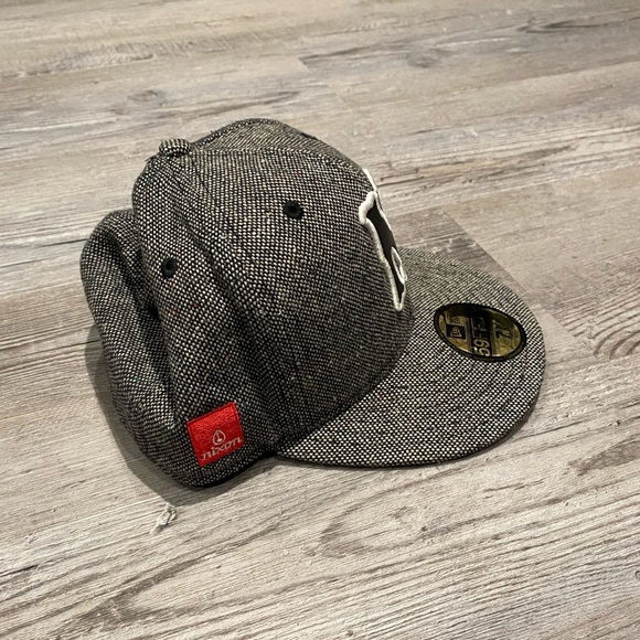 Nixon Baseball Cap New Era 59fifty Size 7 3/8 - Picture 2 of 5